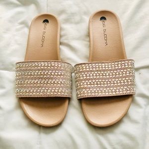 Big Buddha Rhinestone Slides Sandals size 7